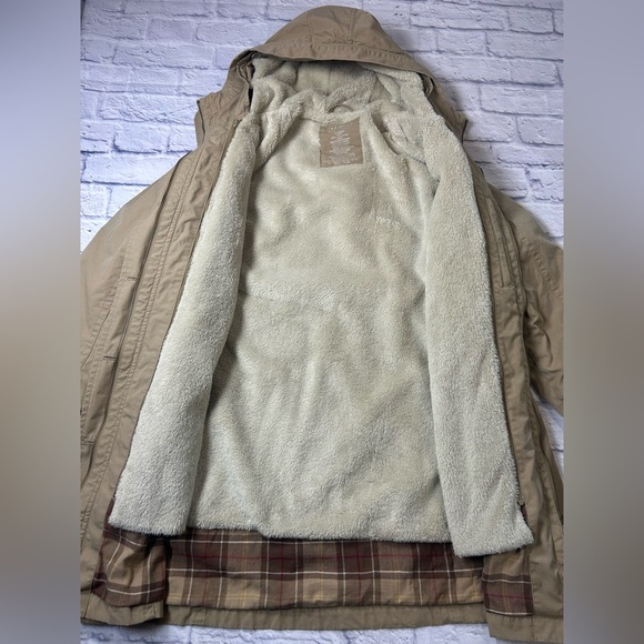 L.L. Bean Tan Zip Out Removable Layer Jacket/Coat. Size Large. - Picture 8 of 14